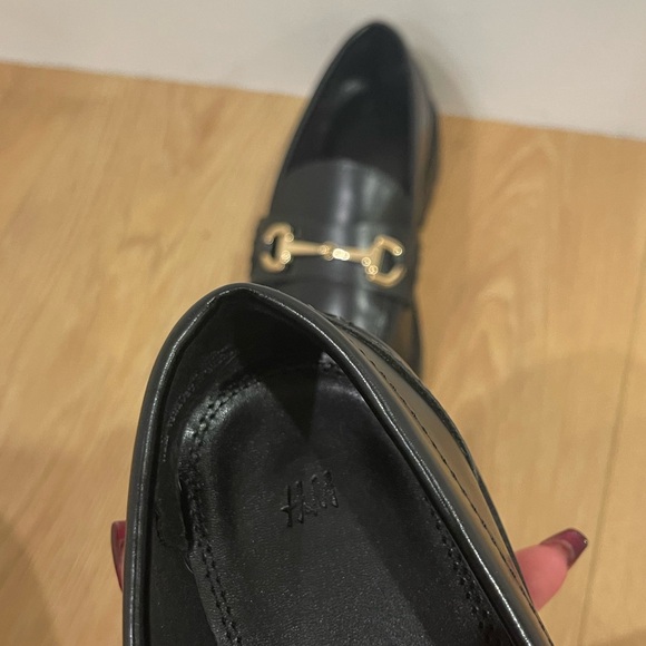 Women’s Chunky Loafers: LIKE NEW - Picture 4 of 5